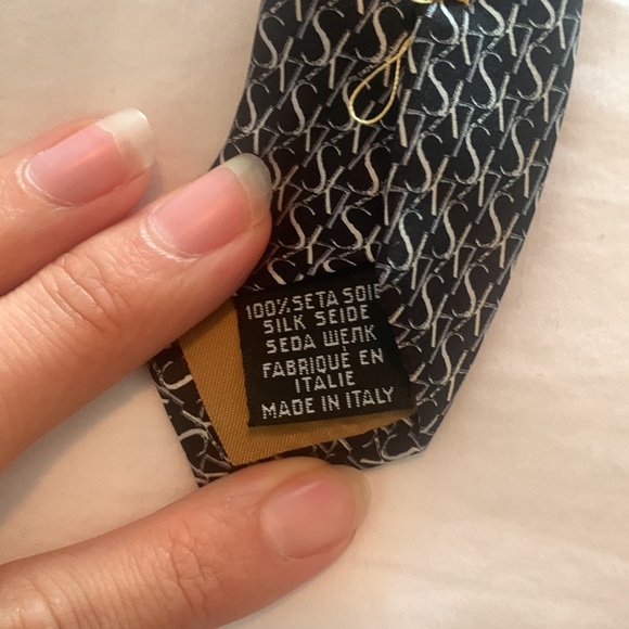 Yves Saint Laurent Mens tie - Picture 4 of 4